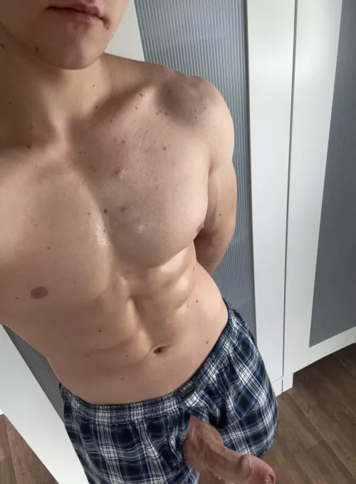 How do you think it will feel when I'm gonna stick it inside you