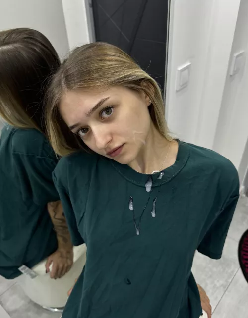 I like to look into the eyes when a man cums