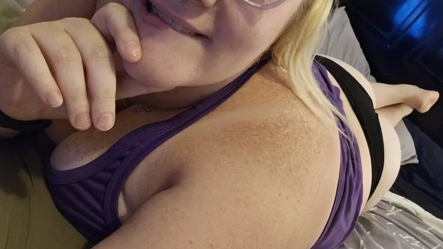 Its a cheeks out kind of night 😉🍑