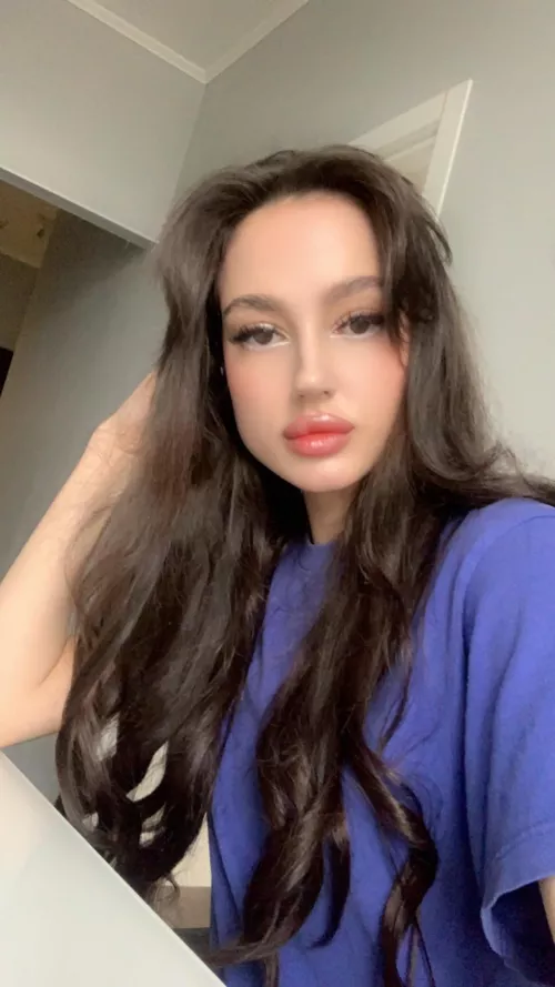 love showing off my long luscious hair