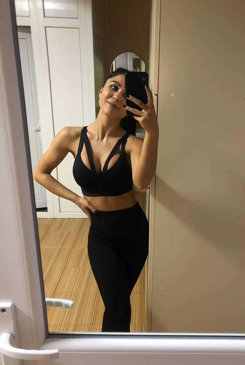 warming up your booty is important! would you help?