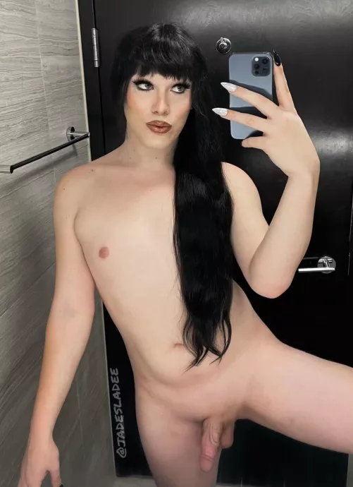 what would you do to please me & my girlcock? ✨🫶💋