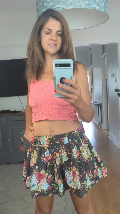 An innocent little shot for an innocent milf