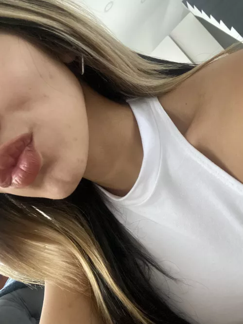 Can i kiss you? 😚