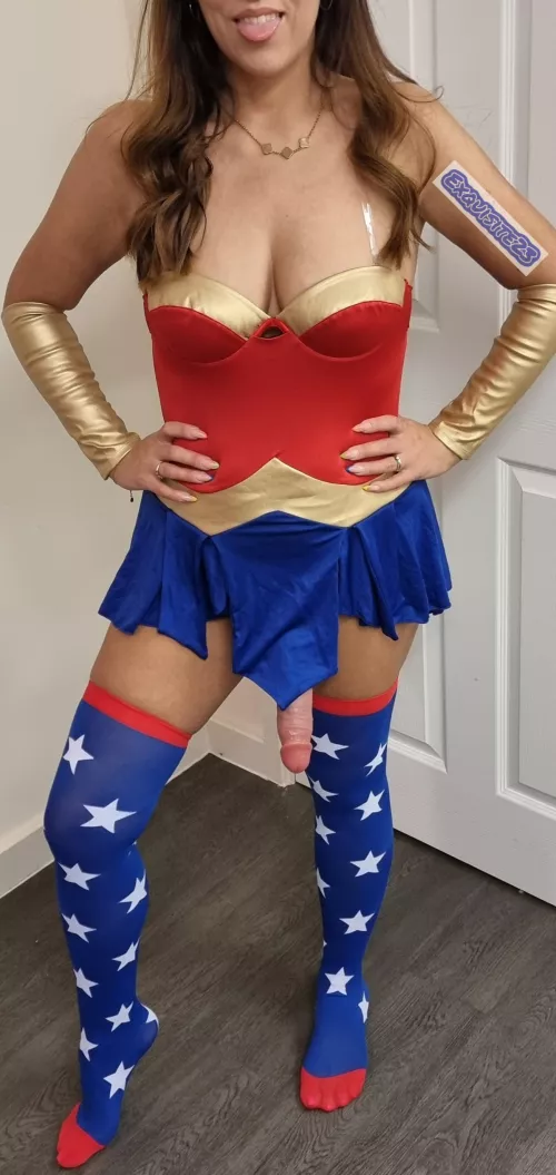 I know you nerds have been dreaming of this scenario 