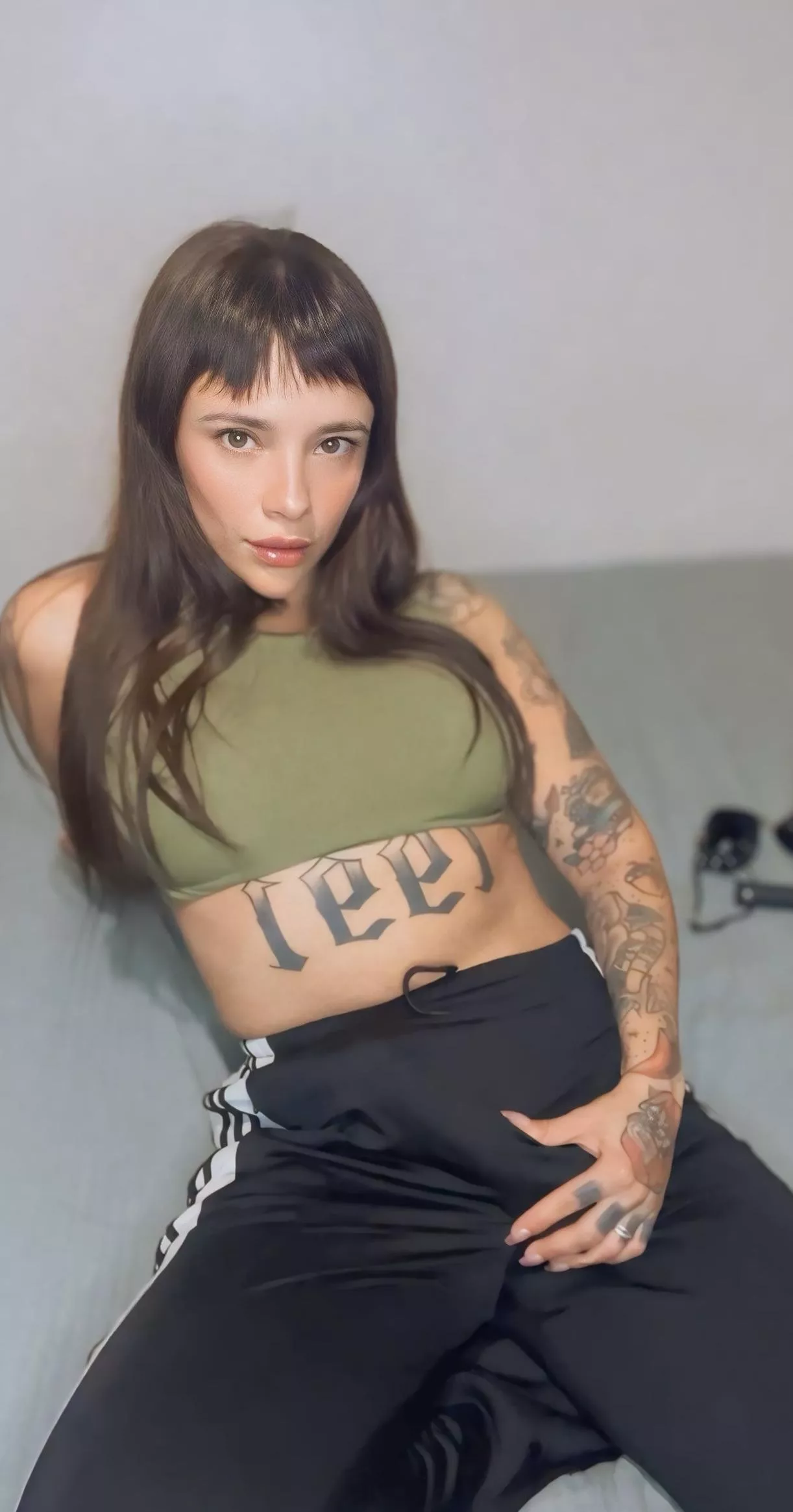 i wanna get you naked and start using what i'm hiding under my pants
