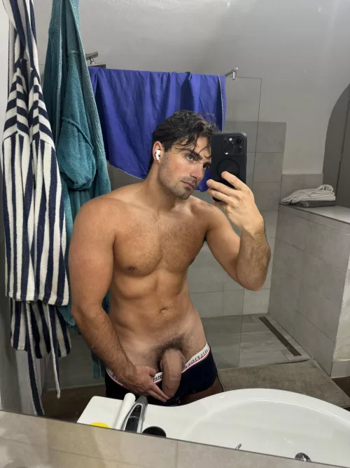 let an Italian stud to breed u, do u want it? 