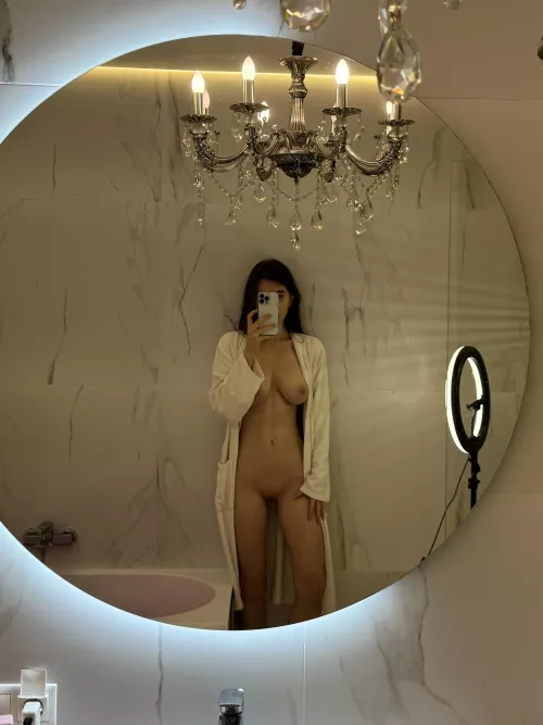 My body looks perfect in the mirror