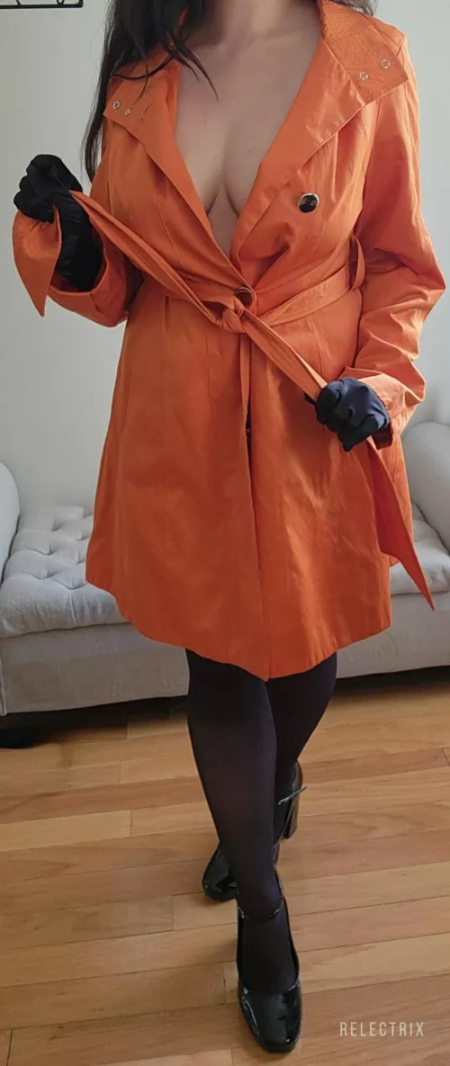 Tell me your kinks and I'll build a custom roleplay for us. I'm available for [sext] and [aud]. I'm open to a range of kinks and love doing [domme] and [fetish] content. [rate]