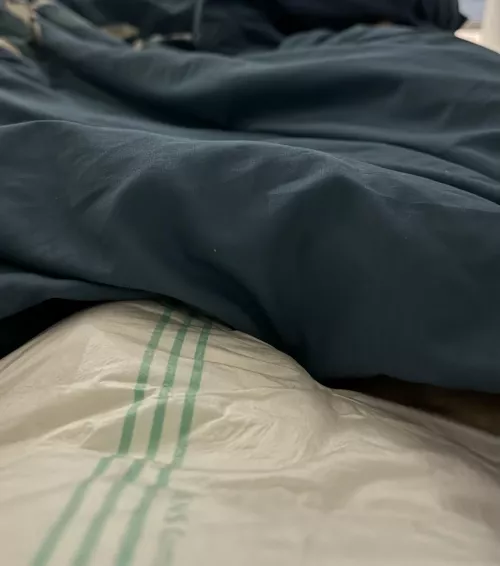 Who want a mommy that will wear with their baby?