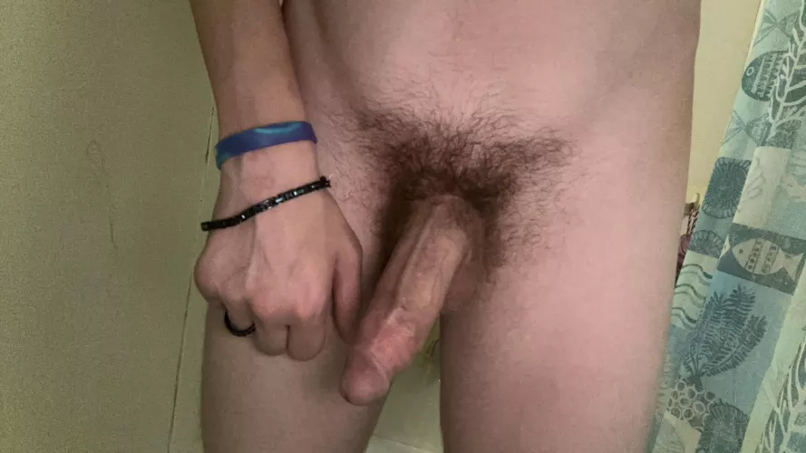 Wish you were giving head in the shower rn