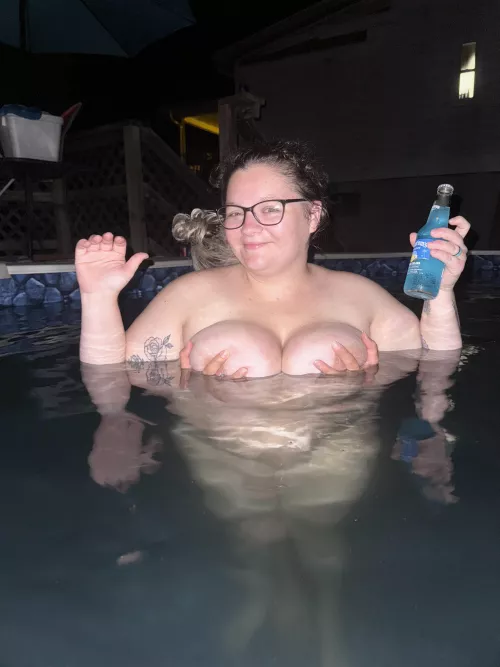 Do you let your best friend touch your tits? 