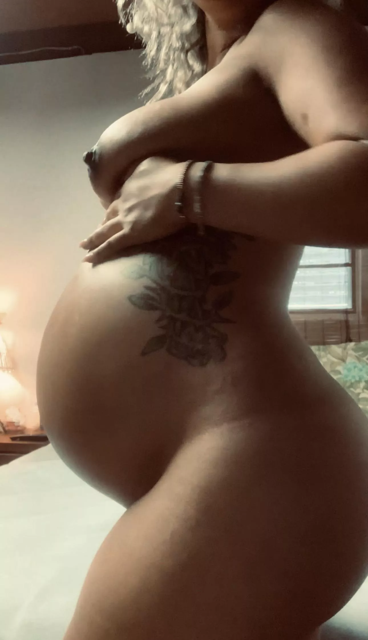 Feel like this is one of my sexier shots 🙈