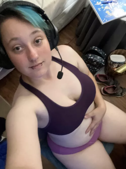 I hope short hair girls still deserve to have their clothes ripped off