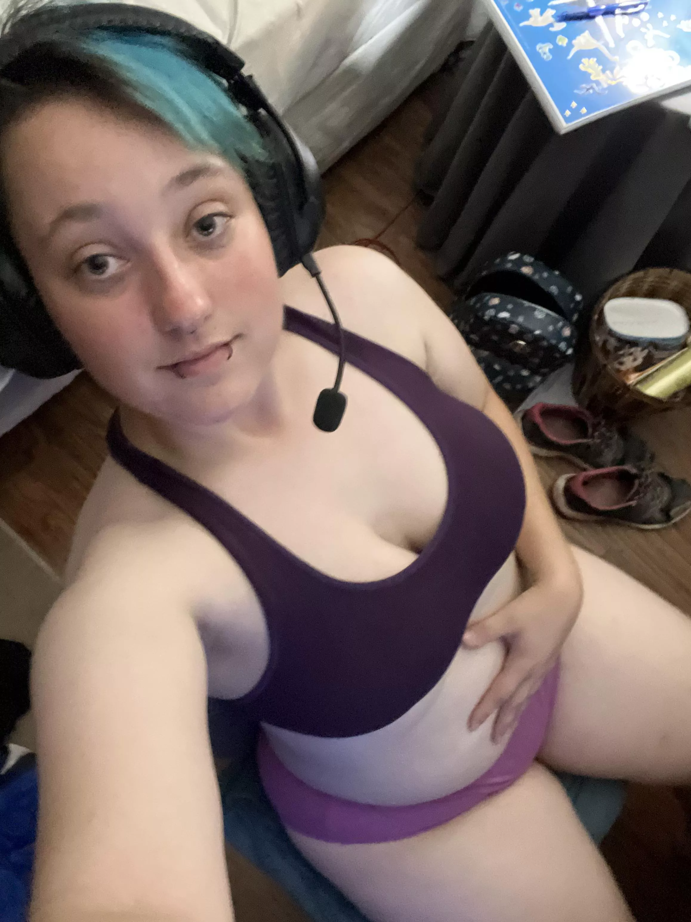 I hope short hair girls still deserve to have their clothes ripped off