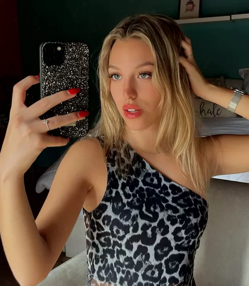 If we were best friends, would you hit on me?
