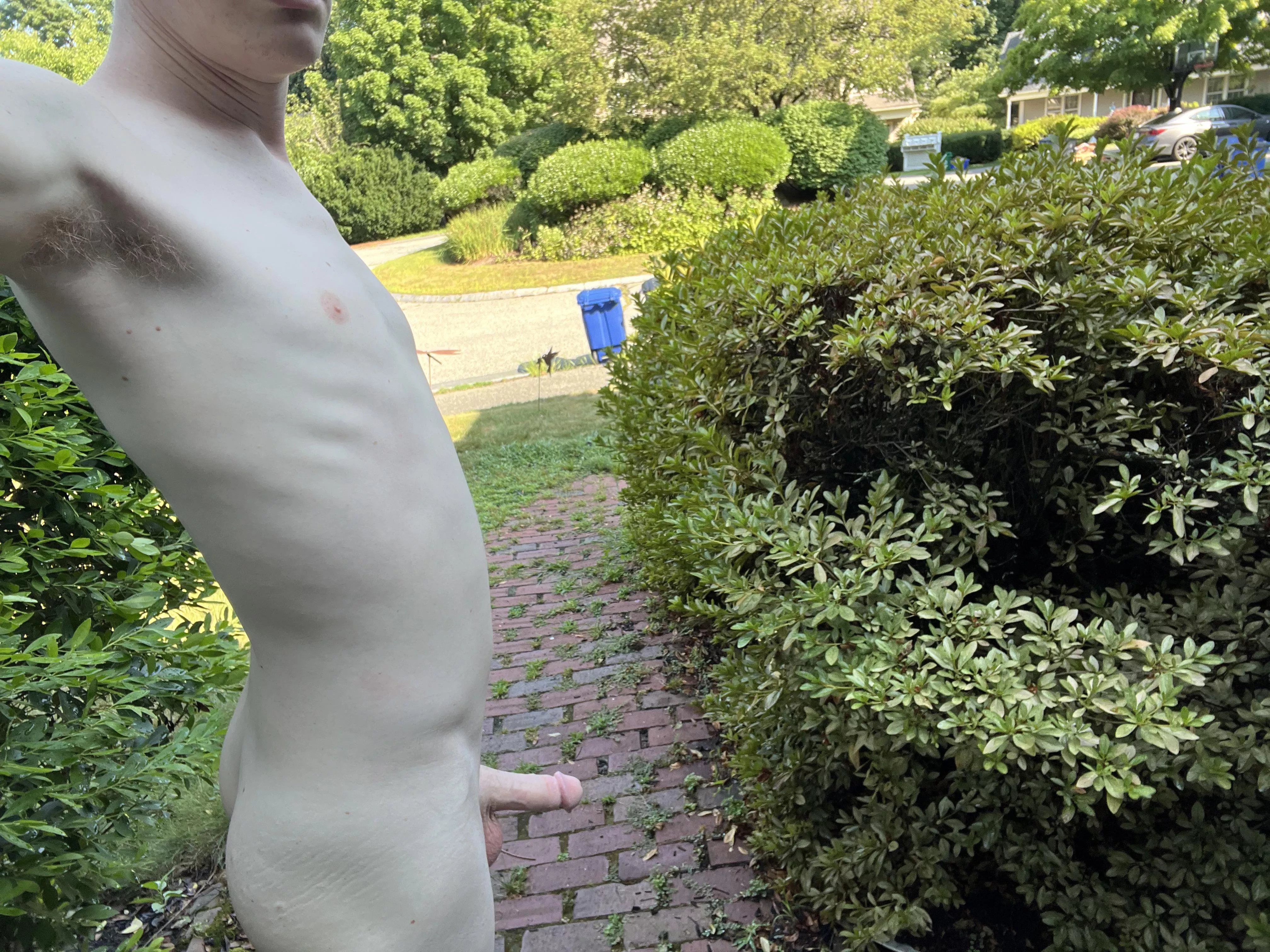 Introducing, the first ever live touch exhibit 👏🏻