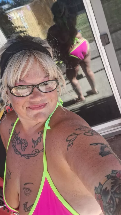 Just admiring my own reflection 