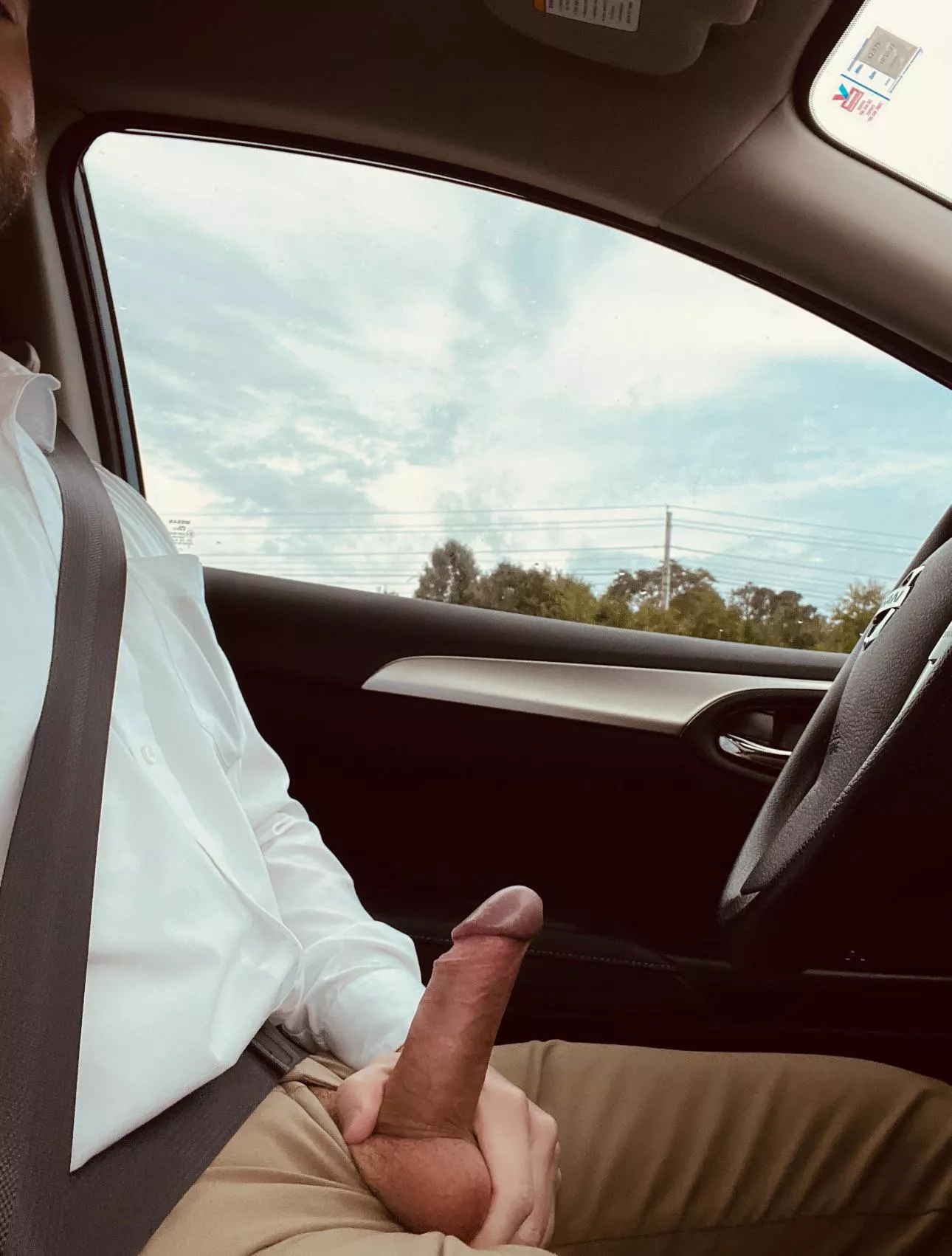 Love a risky car jerk 