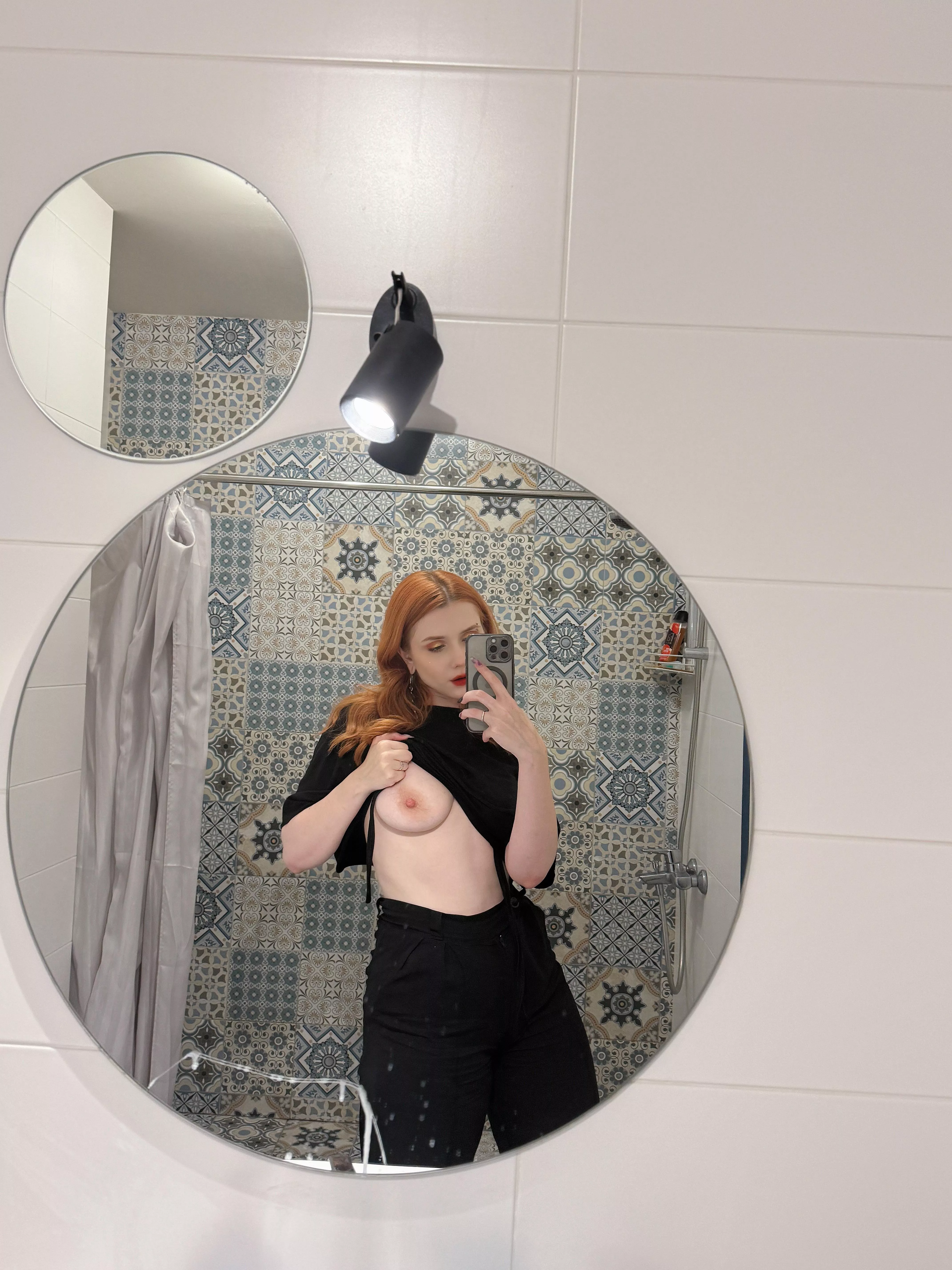 Oooops little secret 