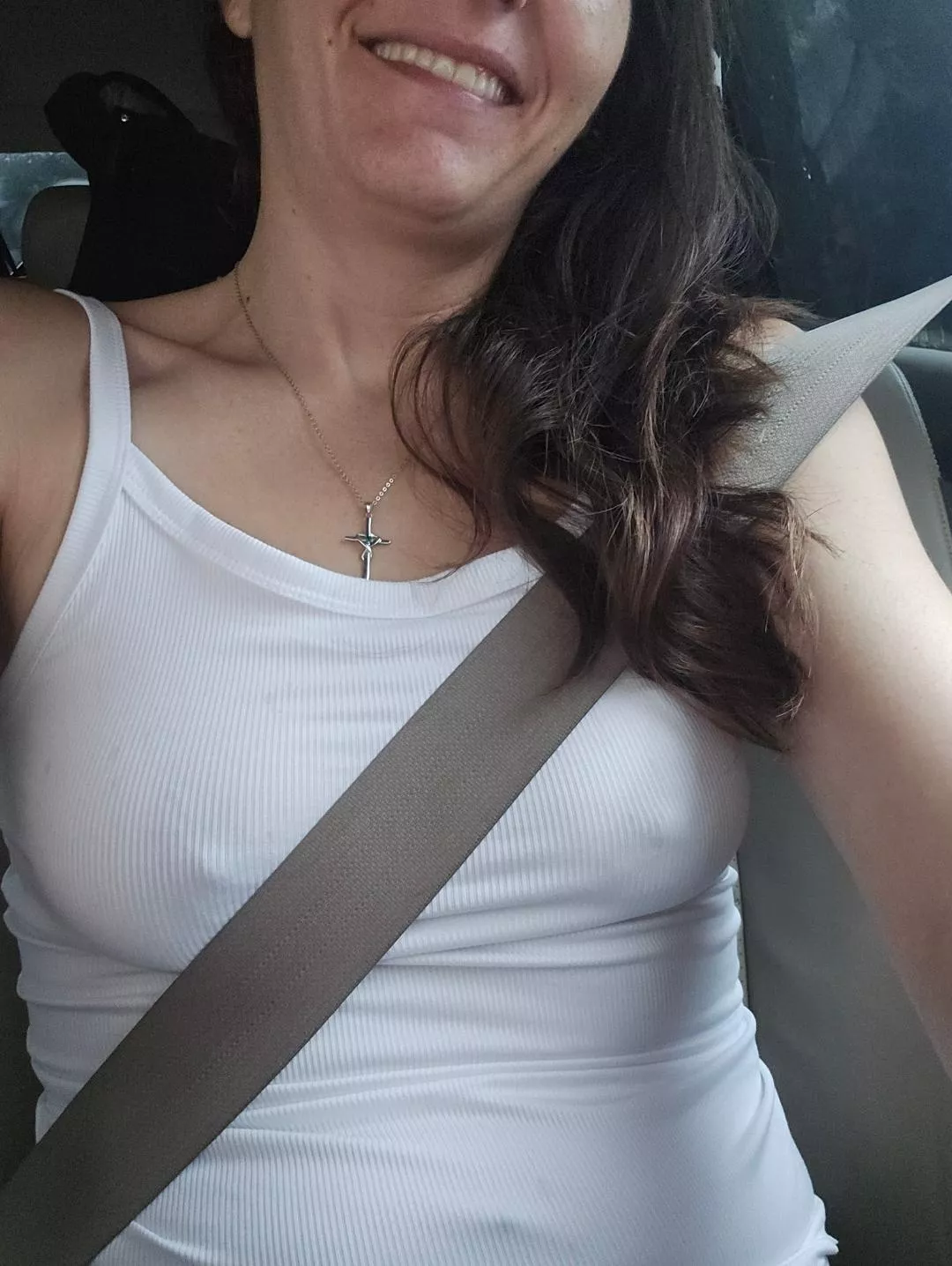 Tropical storm starting, gonna get caught in the rain. 