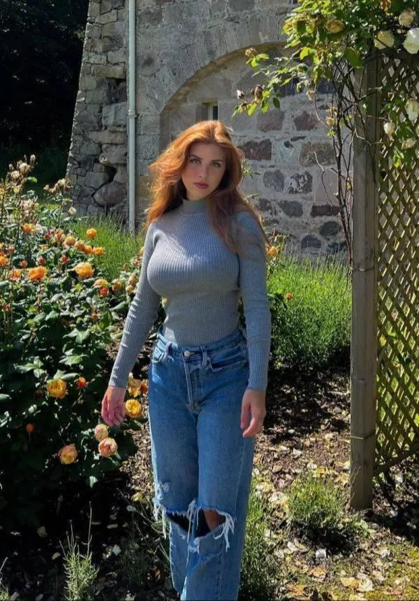 Two big round reasons why I love redheads 