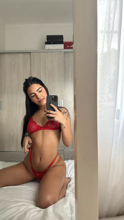 a guy on tinder said their not big enough for being 18... are they big enough for you?