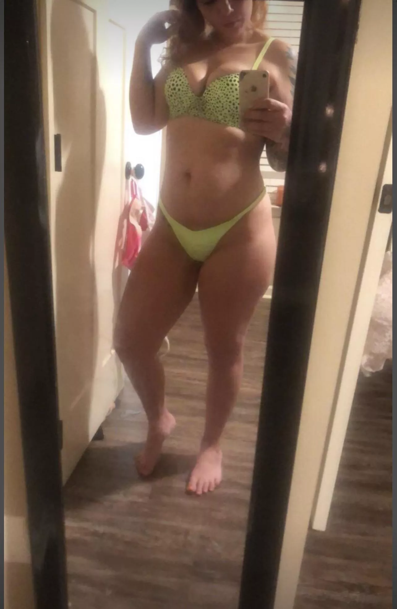 Anyone online & horny like me? 