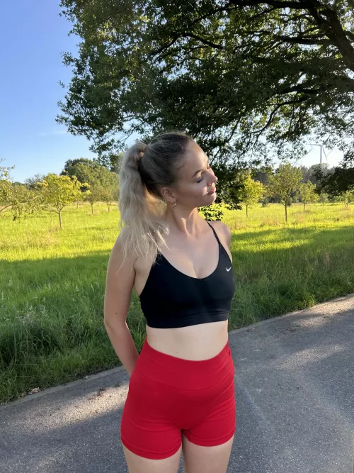 going for a run in this top...hope no one will crash his car lol