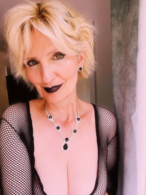 I’m ready to fuck you up, who’s next? Hehe 😈