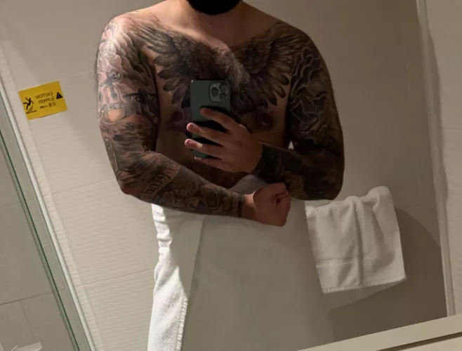 Just fresh out the shower, hope you like it !