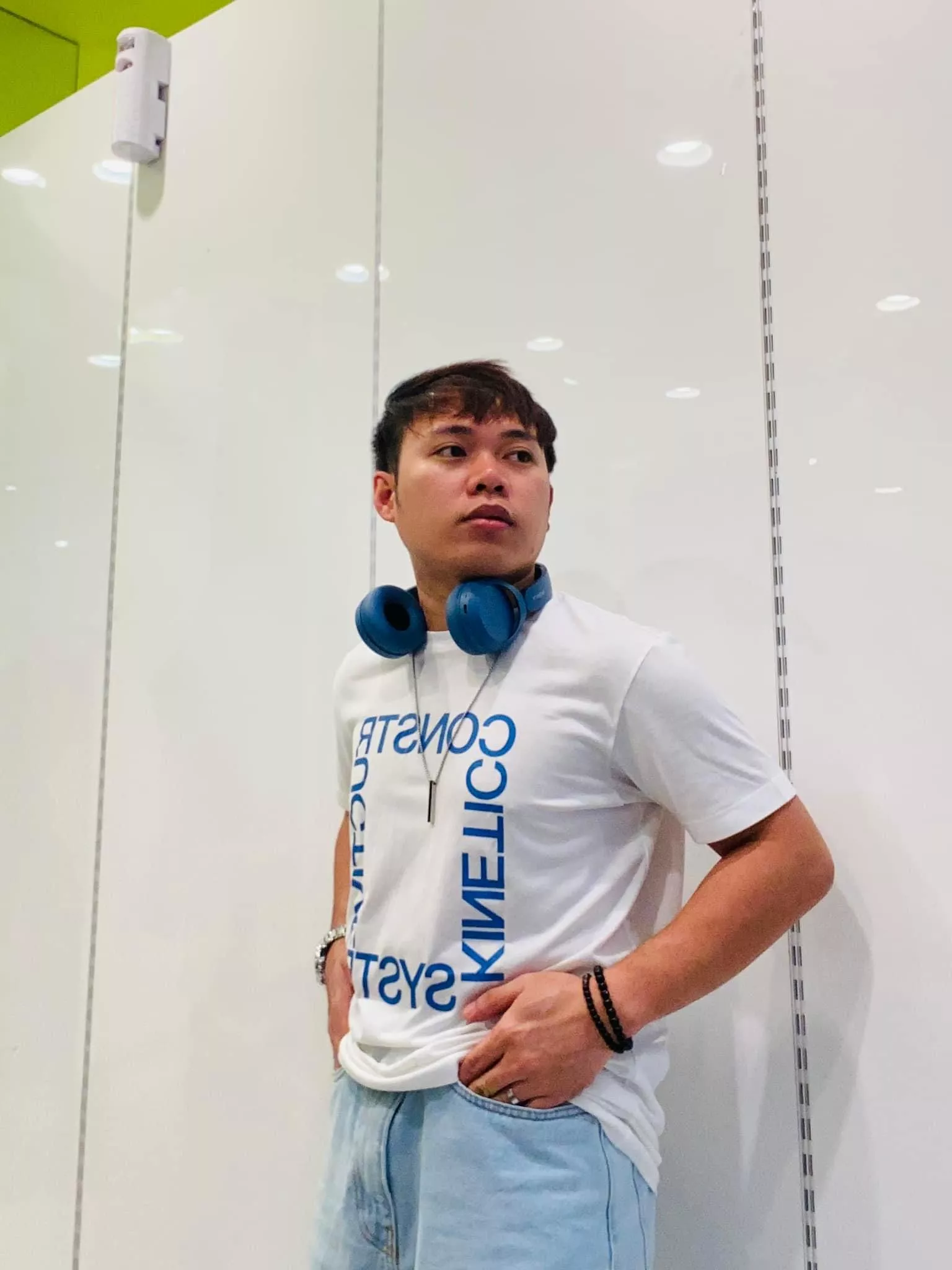 Let’s play a game. 