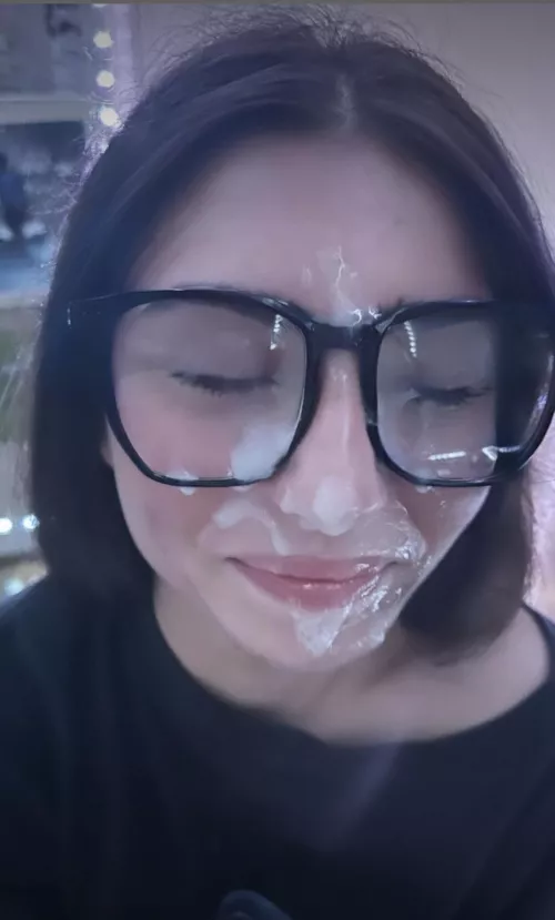 Selin Goncay gettin covered 