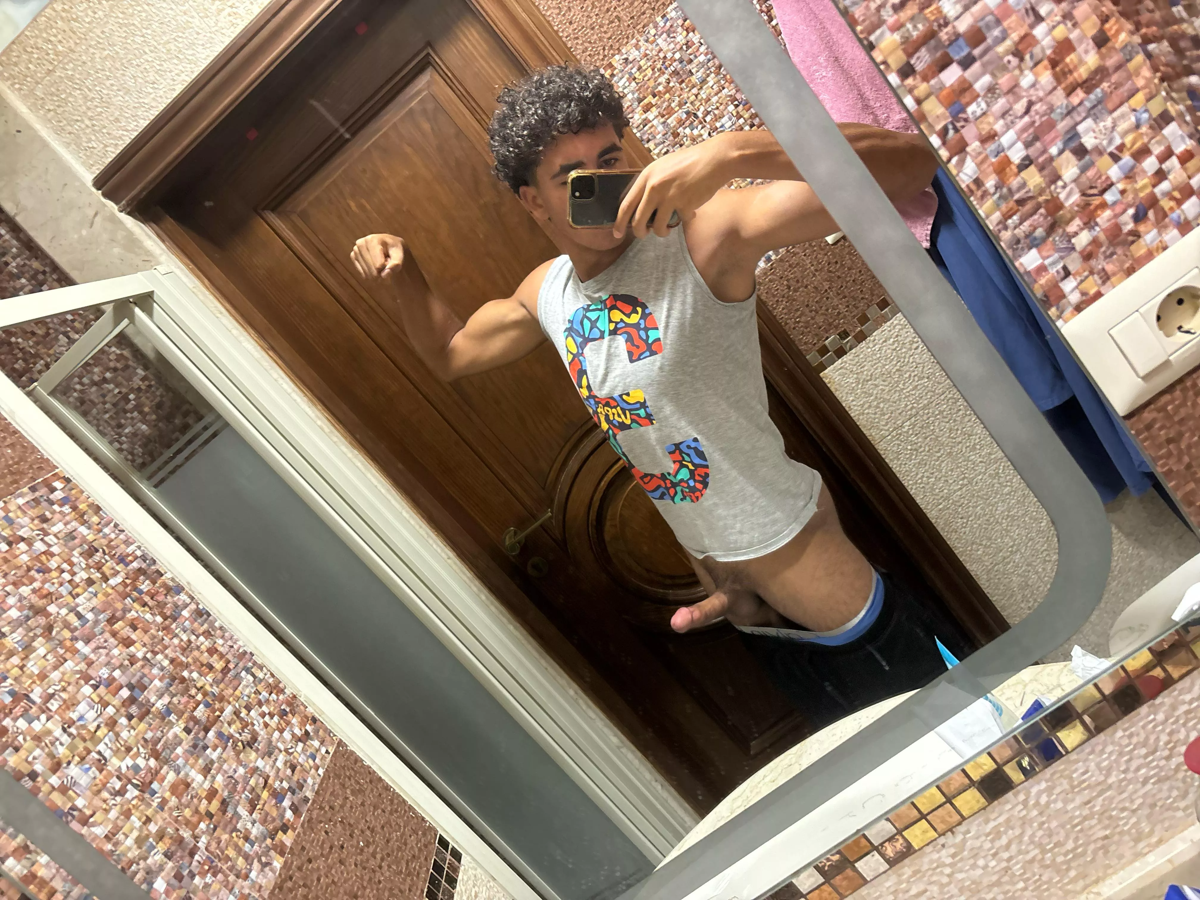 who wants to get fucked by daddy's big dick