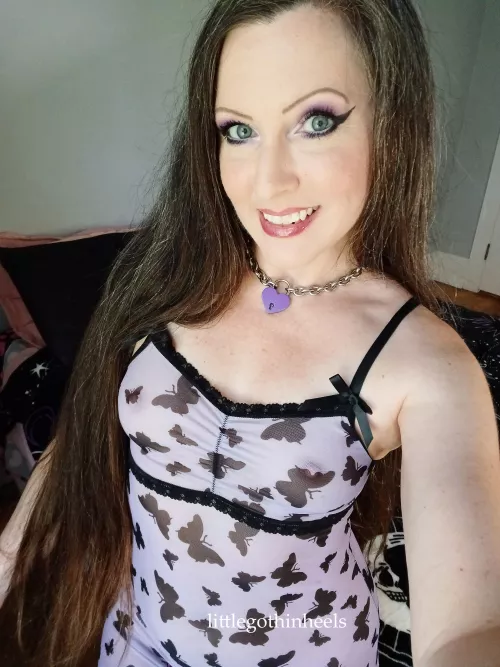 43 mum of 1 but he's in college so I have the house all to myself