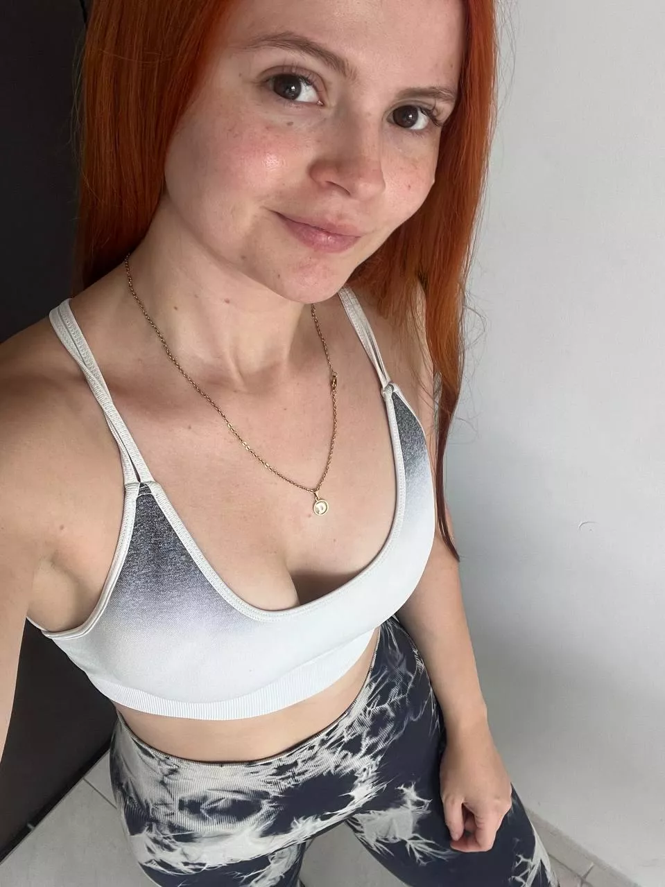 All you need is a girl like me [IRTR]