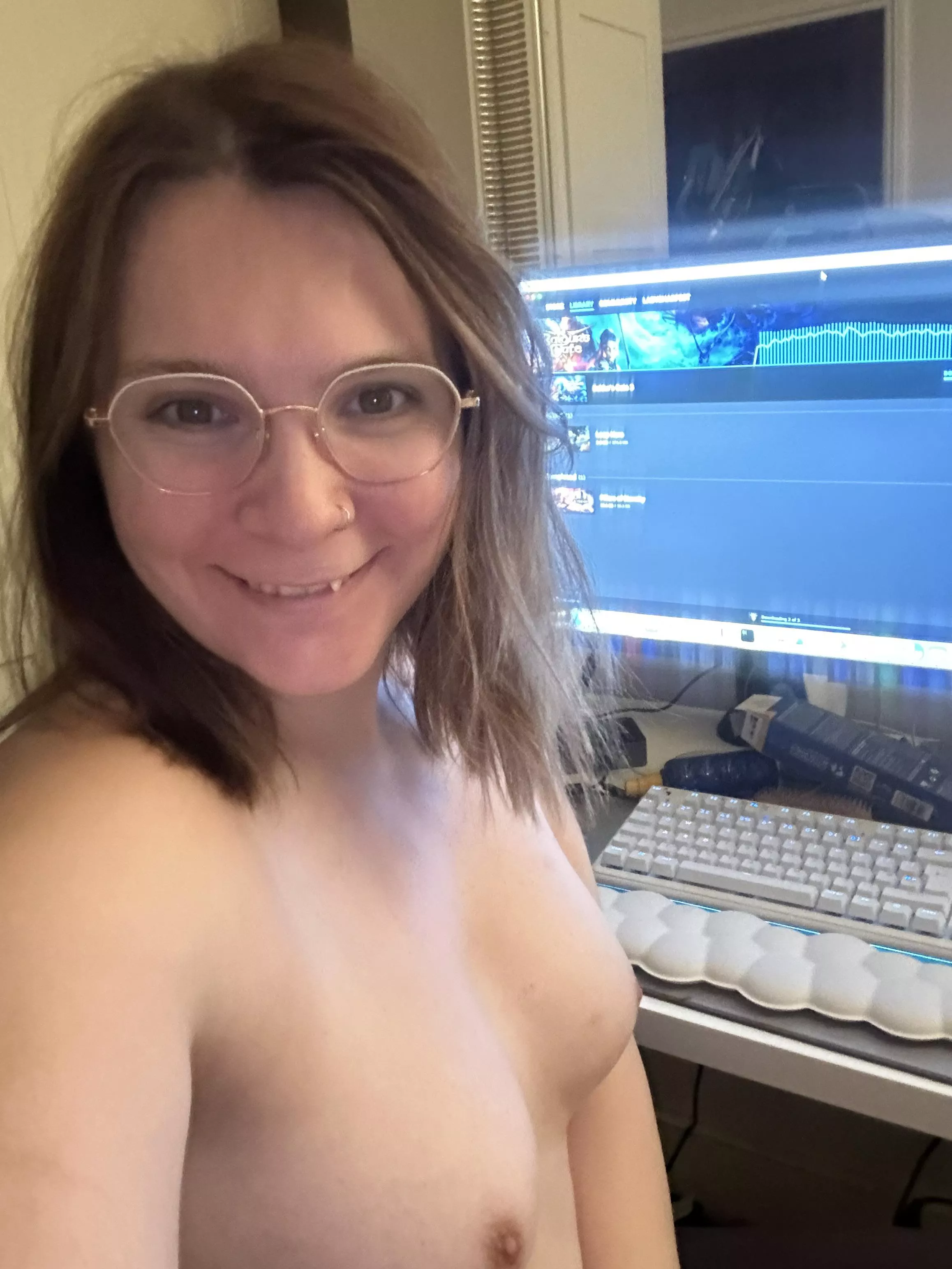 Downloading BG3 again! Think you could focus on coop with me [F]