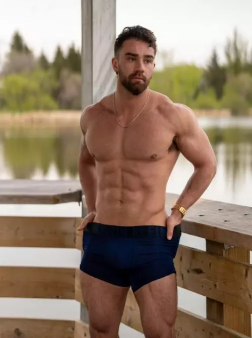 I think blue looks good on me 