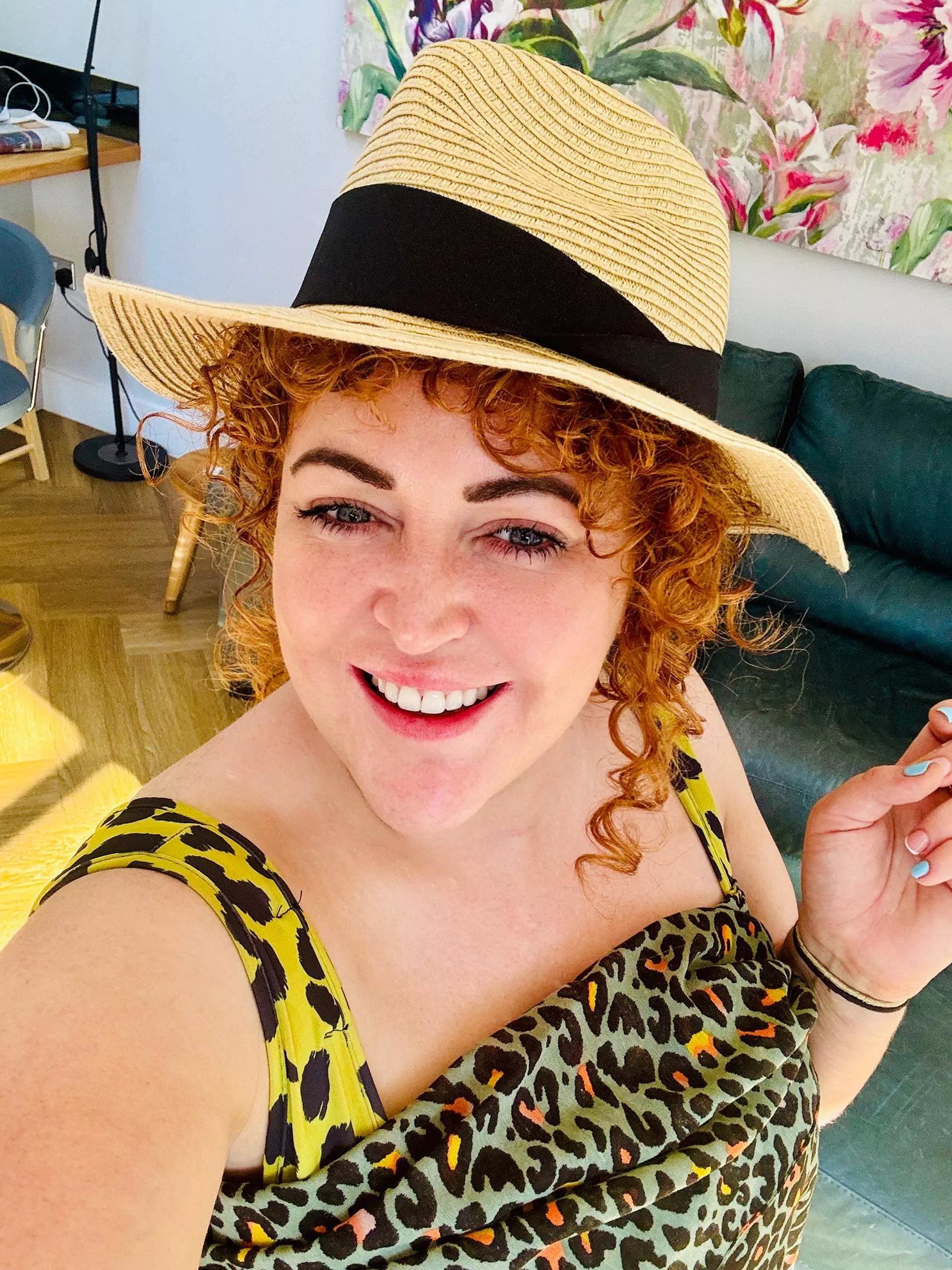 [IRTR] Can you count my freckles in the sun