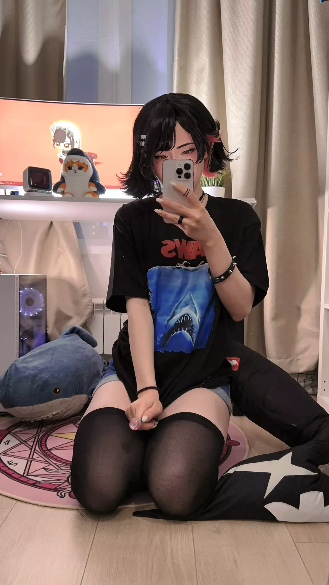 Looking for the cosplayer