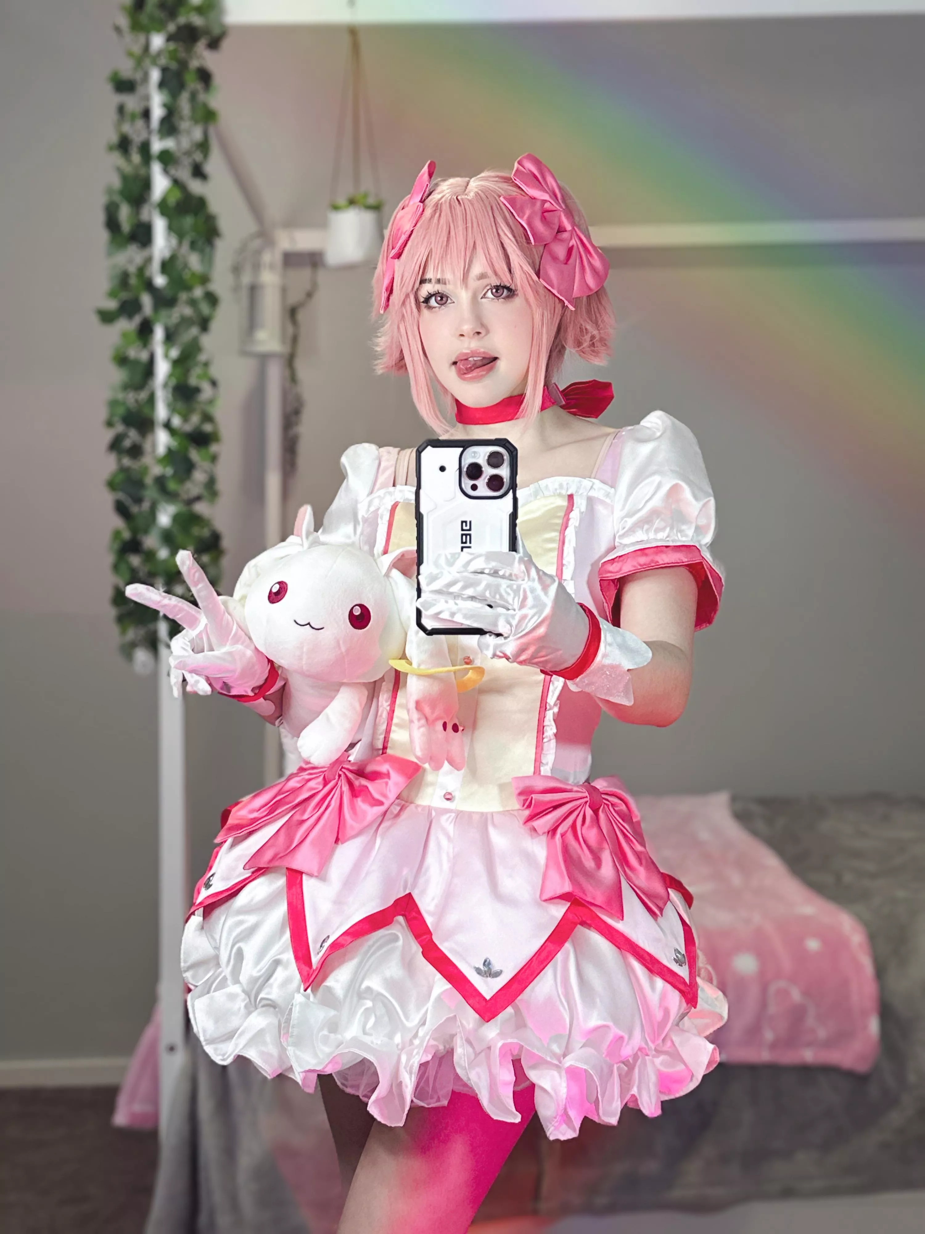 Madoka Cosplay by Emfoxpng