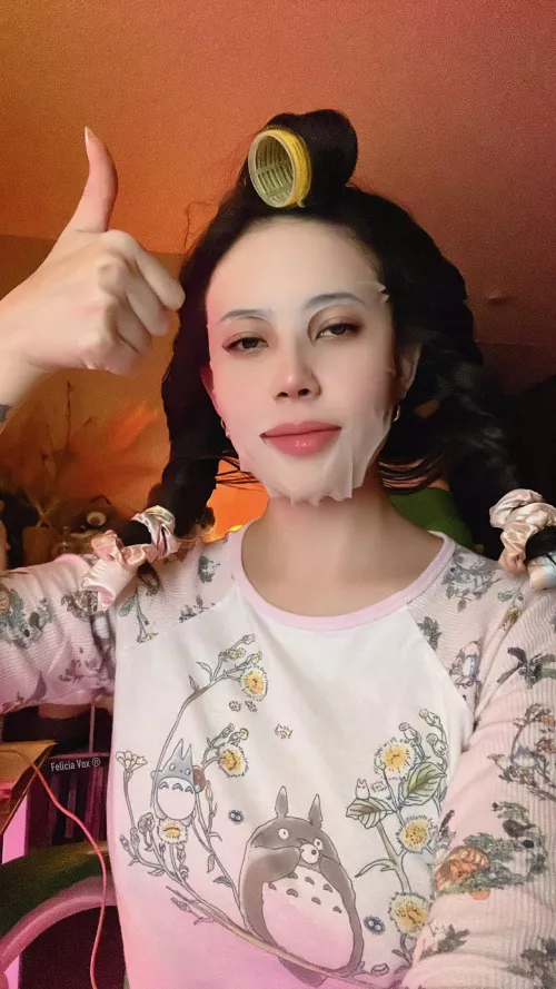 microdosing as an anemic petite person is so fun because it just makes me comfortably but noticeably high and it’s fabulous