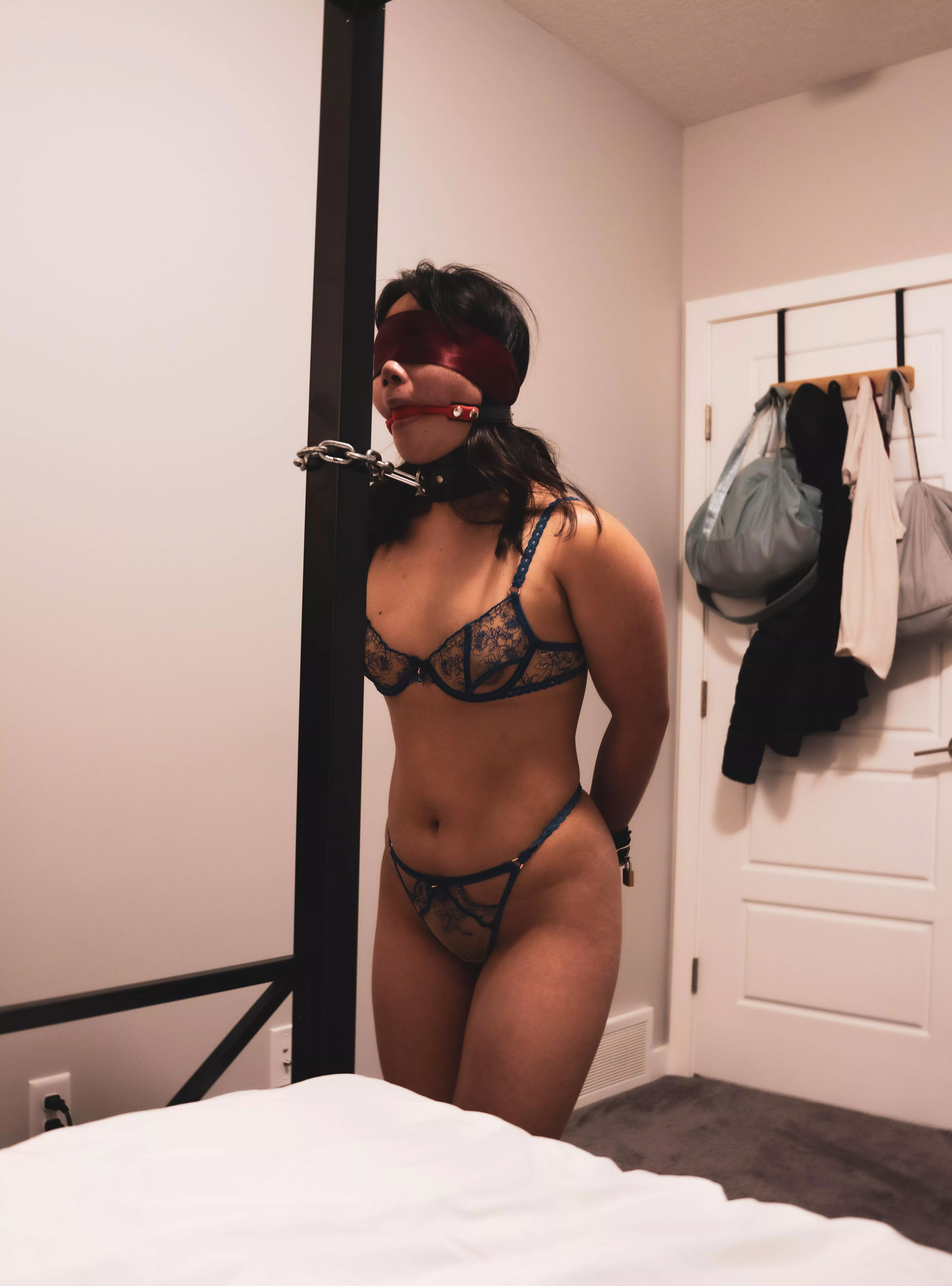 Sorry I can't take any calls... A little tied up at the moment :( 