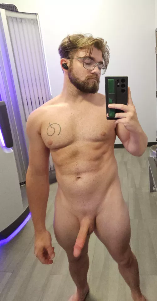 The kind of gym selfie you really wanted