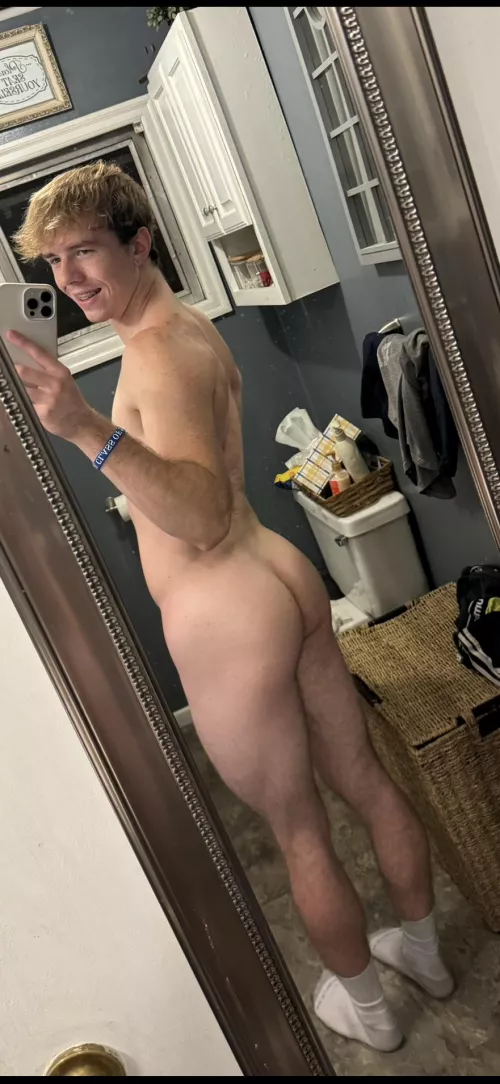 [18] first post here!