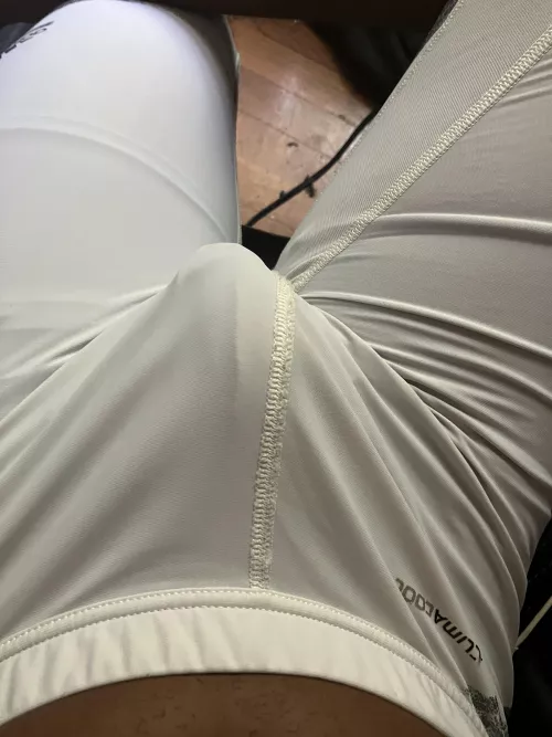 (19) Come on we gotta go on our run! Stop staring!