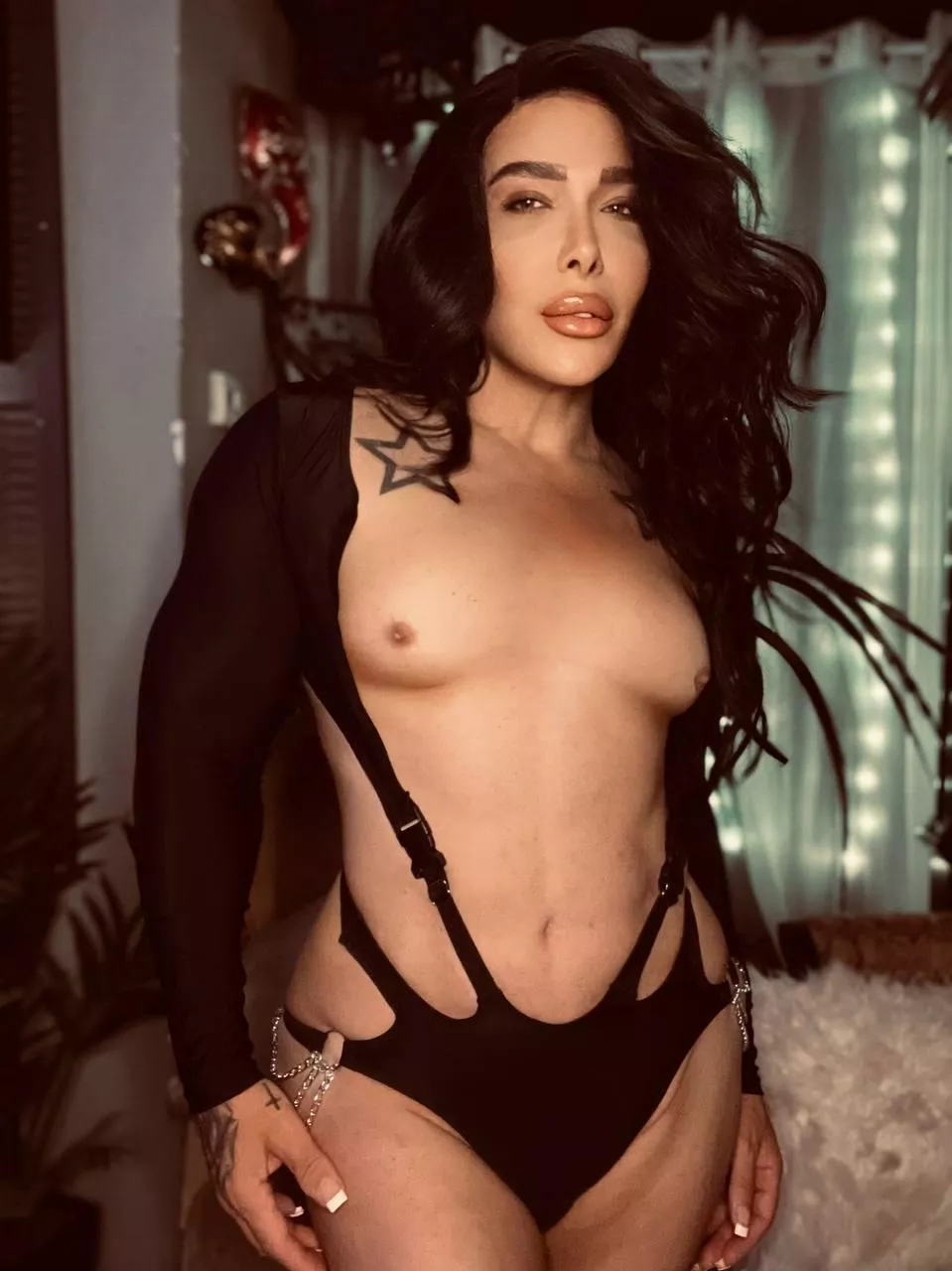 I want to send some nudes. Leave a ❤️ here if you want to receive
