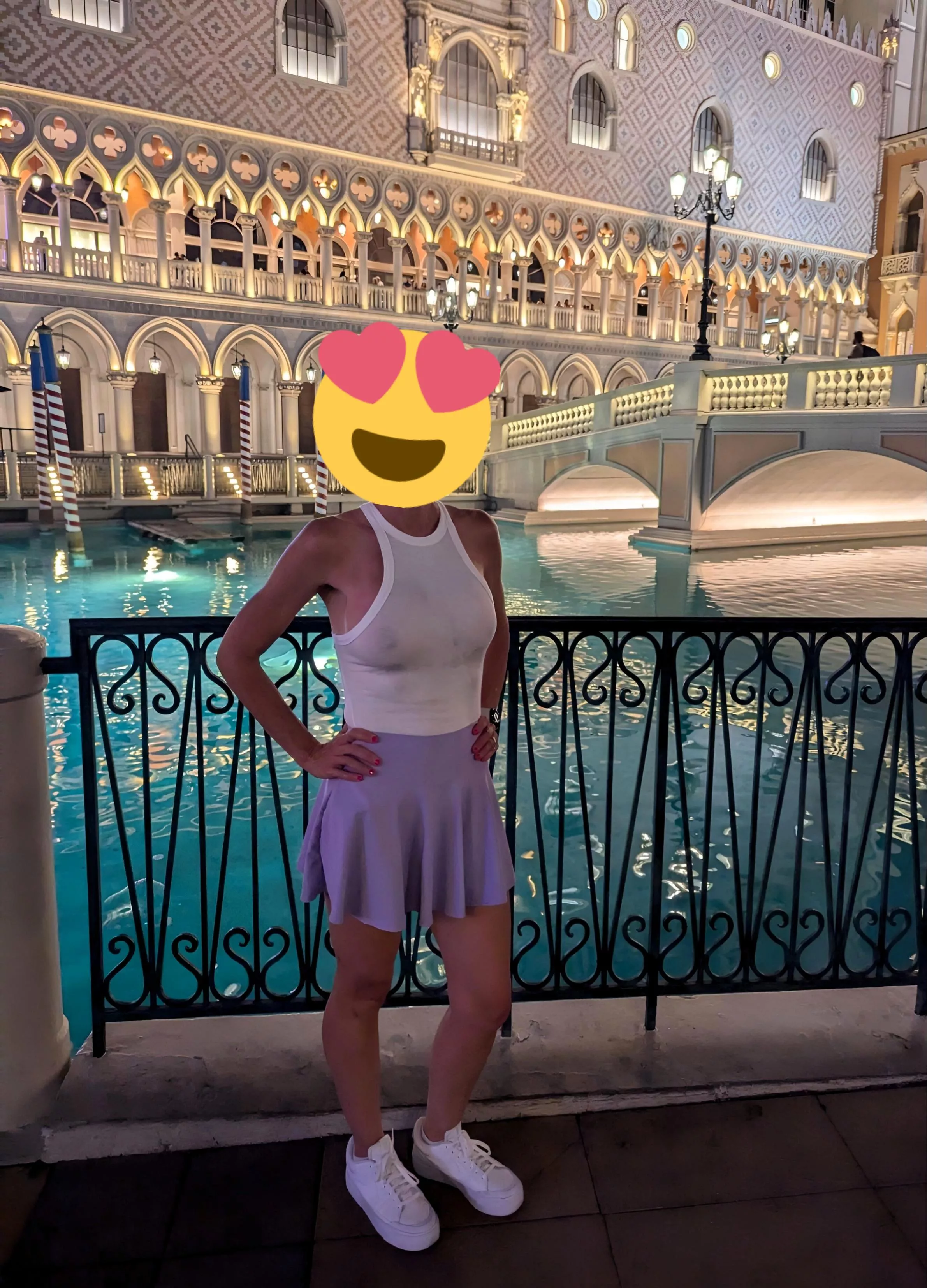 Naughty wife on the Vegas strip