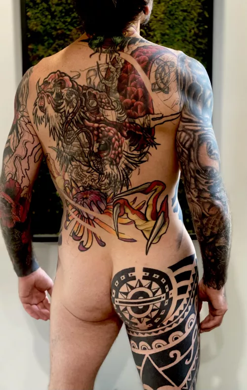 Cheeky Ink: When Your Tattoos Go All the Way Down! 