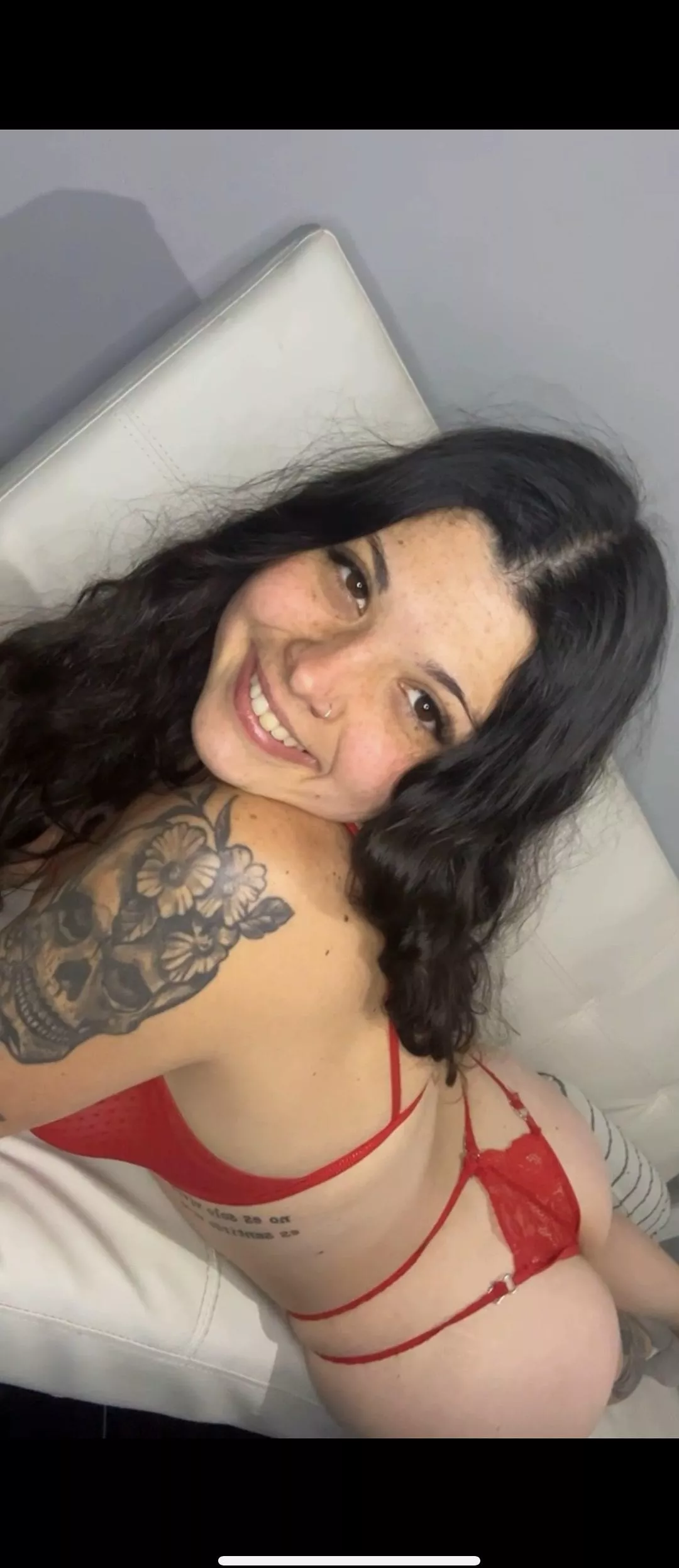 Come get this red sexy lingerie off and pound that pussy of mine 